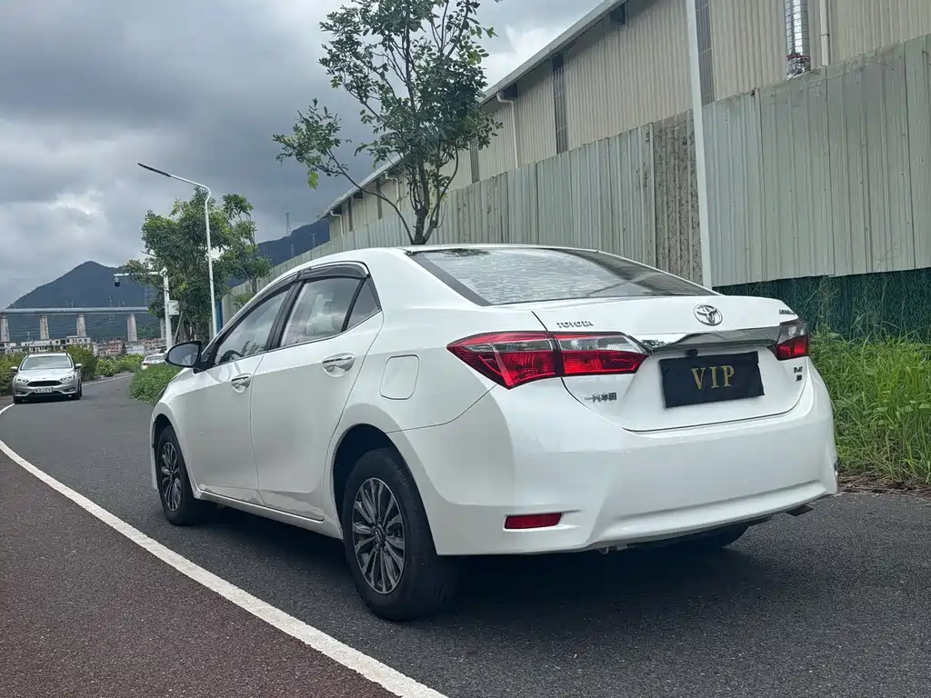 Toyota Corolla — миниатюра 14