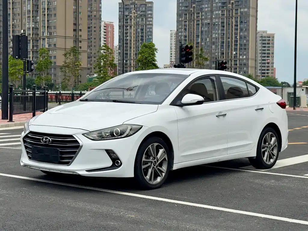 Hyundai Elantra 2018