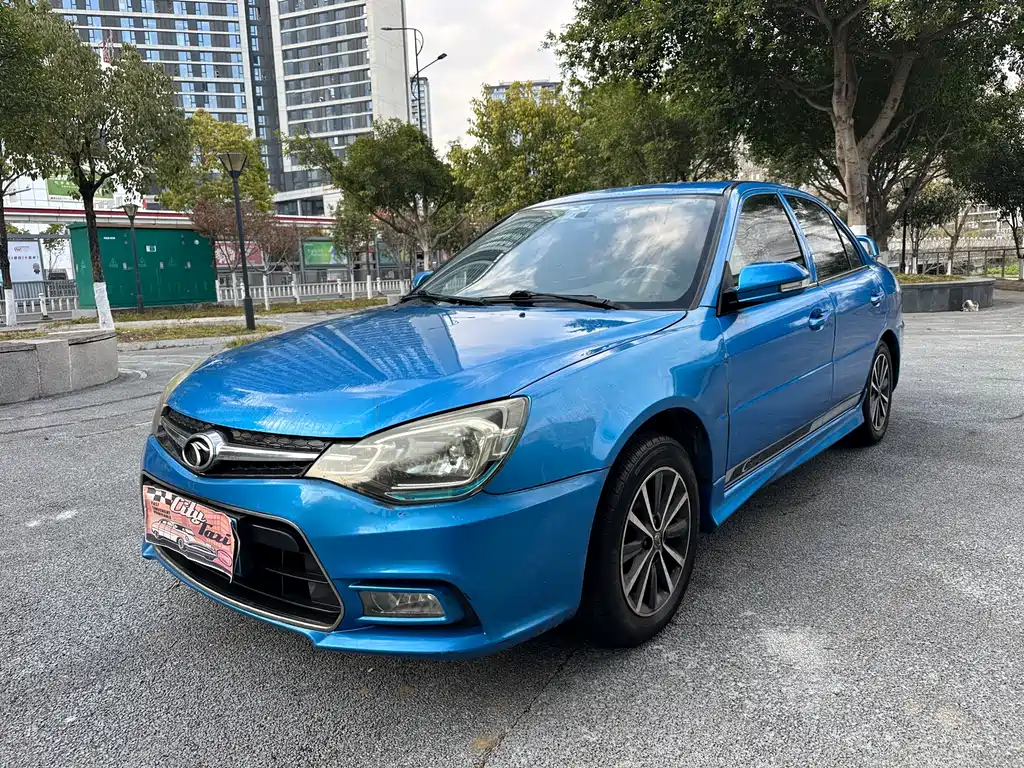 Soueast V3 Lingyue 2015