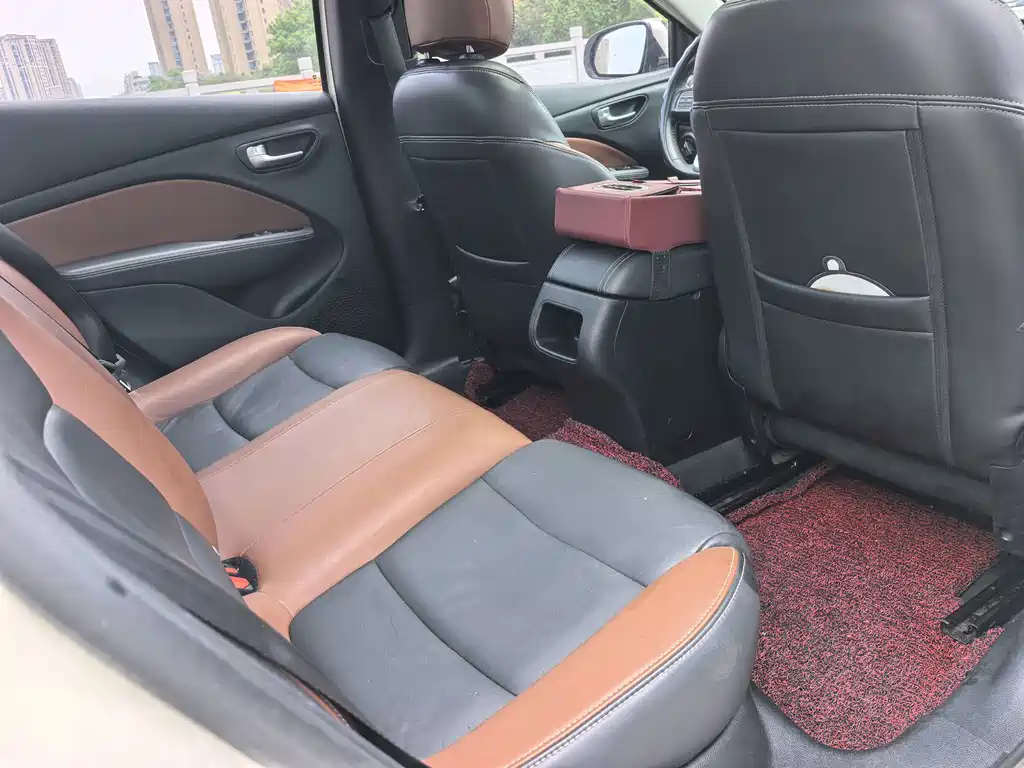 Fiat Viaggio — миниатюра 10