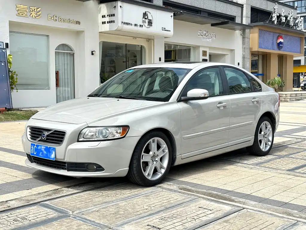Volvo S40 2008