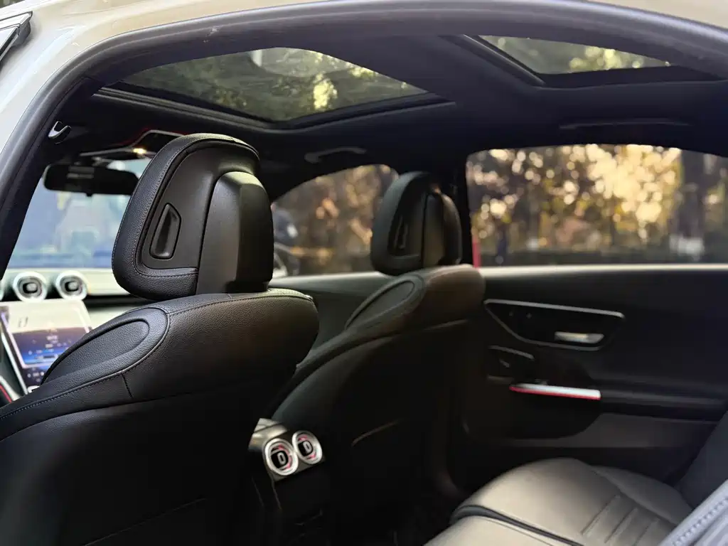 MERCEDES-BENZ C CLASS