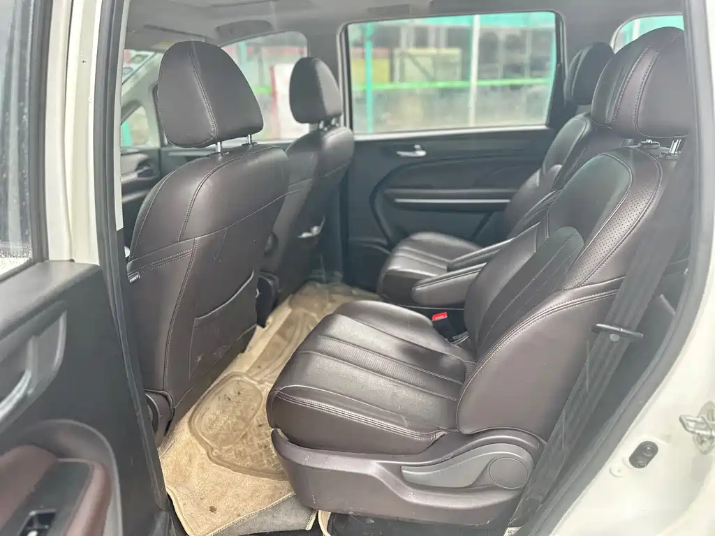 GAC Motor Trumpchi M6 — миниатюра 4
