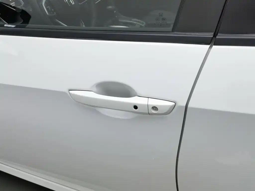 Honda Civic — миниатюра 18