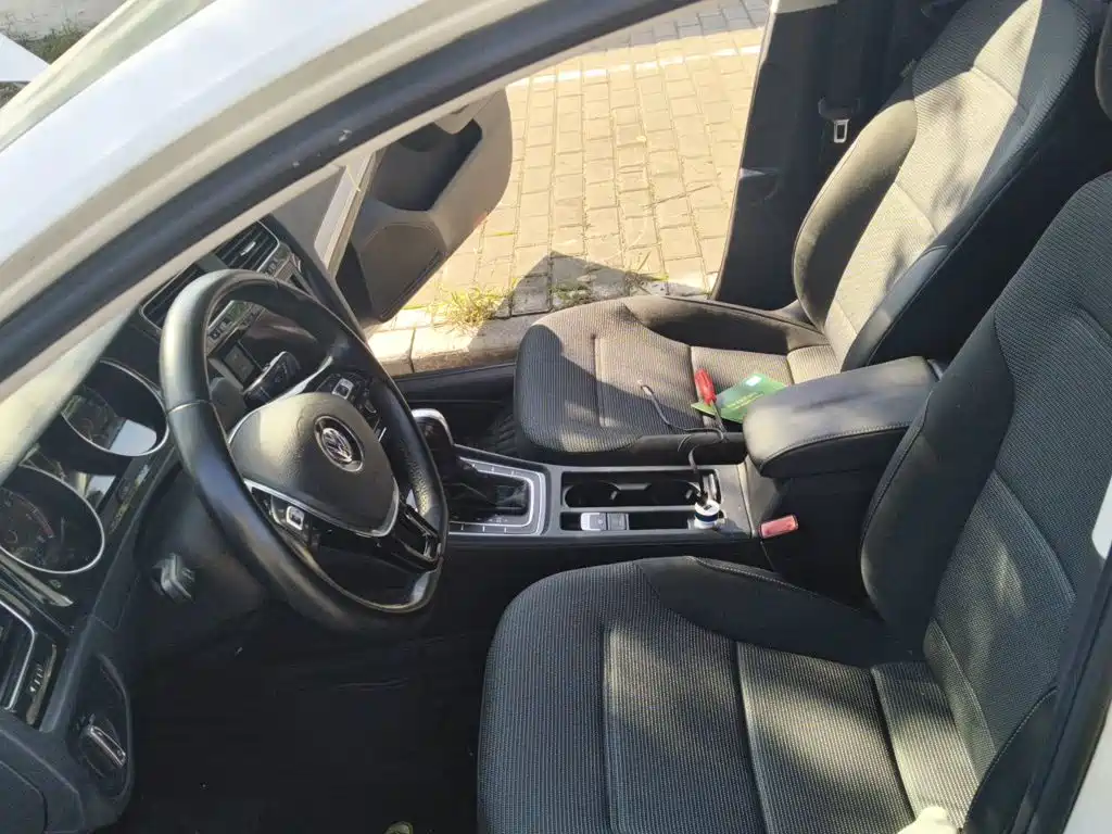 Volkswagen Golf — миниатюра 8