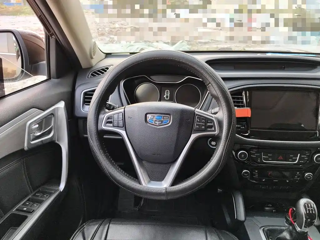 Geely Vision X6 — миниатюра 6