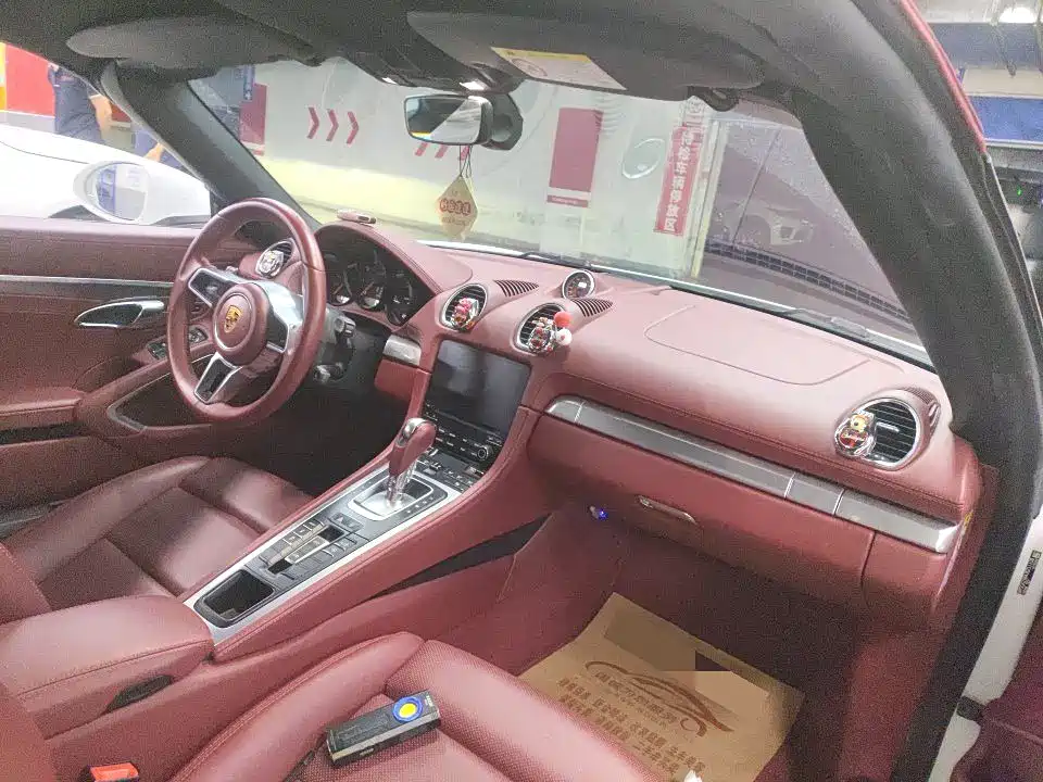 Porsche 718 2018 Boxster 2.0T