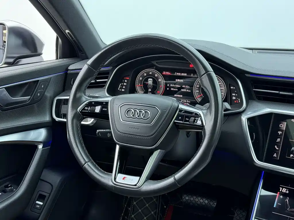 Audi A6L — миниатюра 12