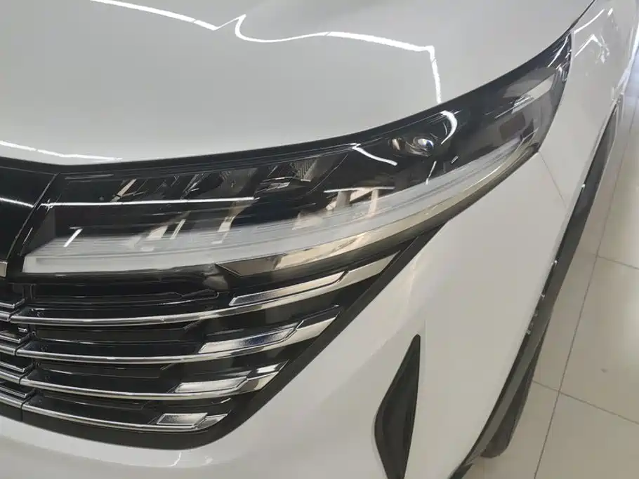Nissan Teramont — миниатюра 5