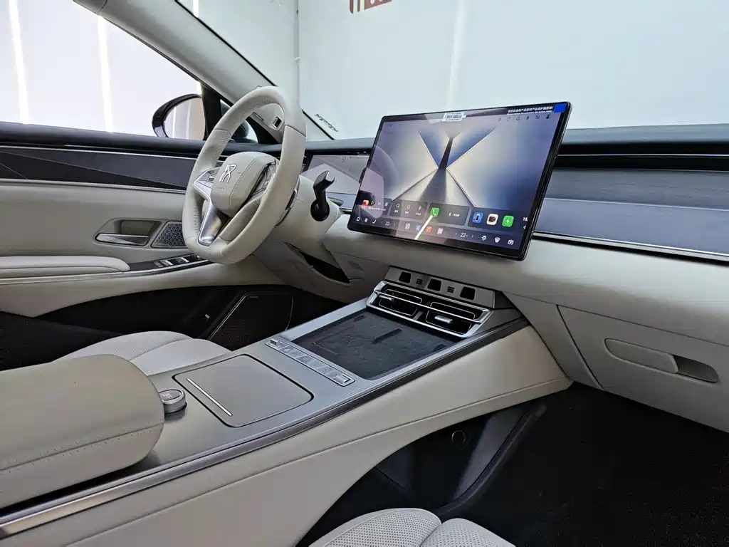 BYD Han L — миниатюра 16