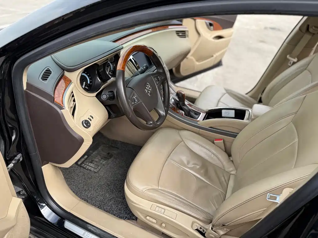 Buick LaCrosse — миниатюра 8