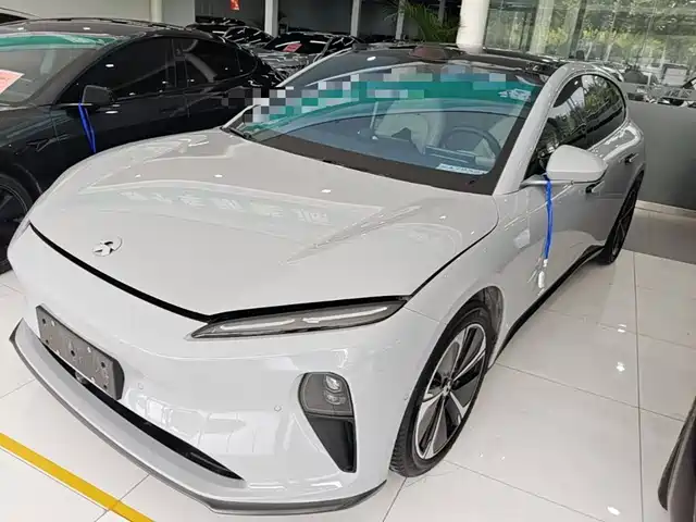 NIO ET5T