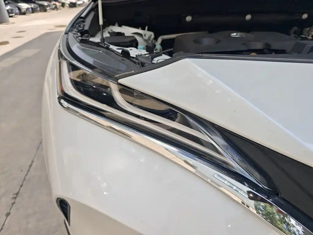 Toyota Harrier — миниатюра 7