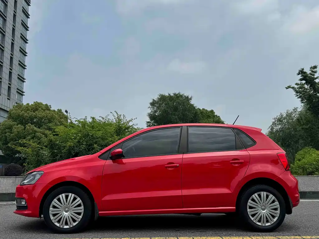 Volkswagen Polo — миниатюра 3