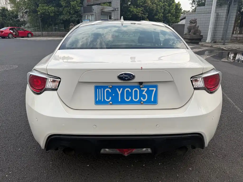 Subaru BRZ — миниатюра 6