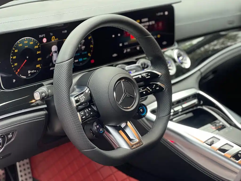 Mercedes-Benz AMG GT — миниатюра 9