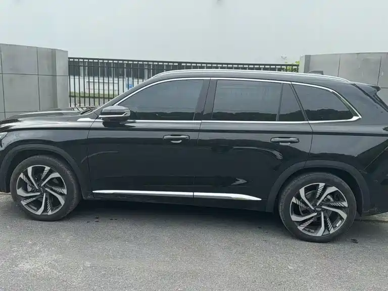 Geely Xingyue L — миниатюра 4