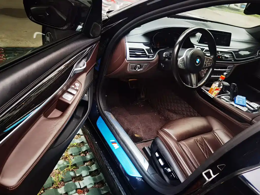 BMW 7 Series 7 2021 740Li Lead M Sport