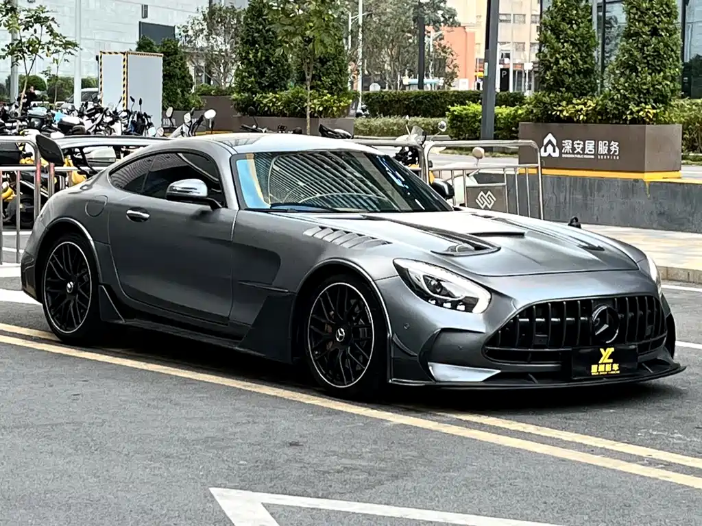MERCEDES-BENZ AMG GT