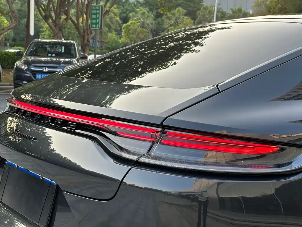 Porsche Panamera — миниатюра 11