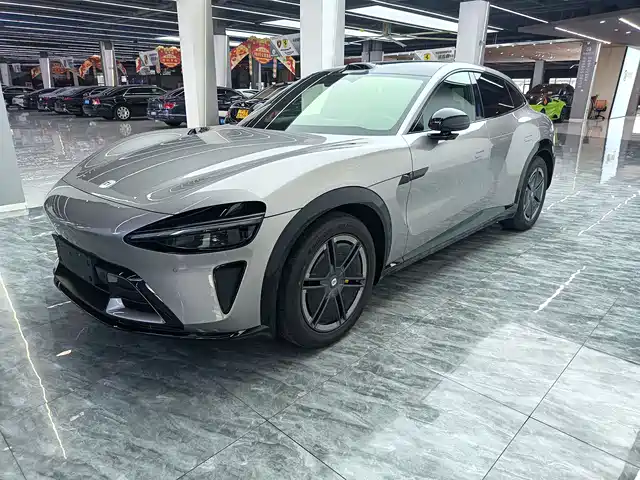 XIAOMI CAR XIAOMI YU7 2025