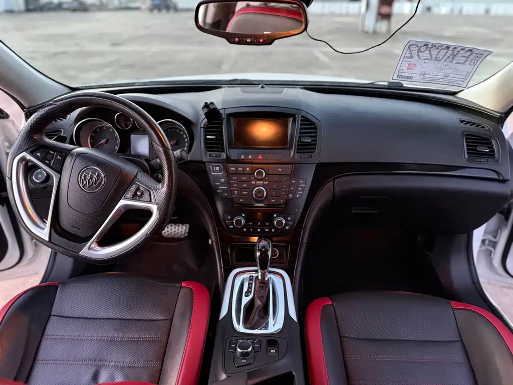 Buick Regal — миниатюра 12
