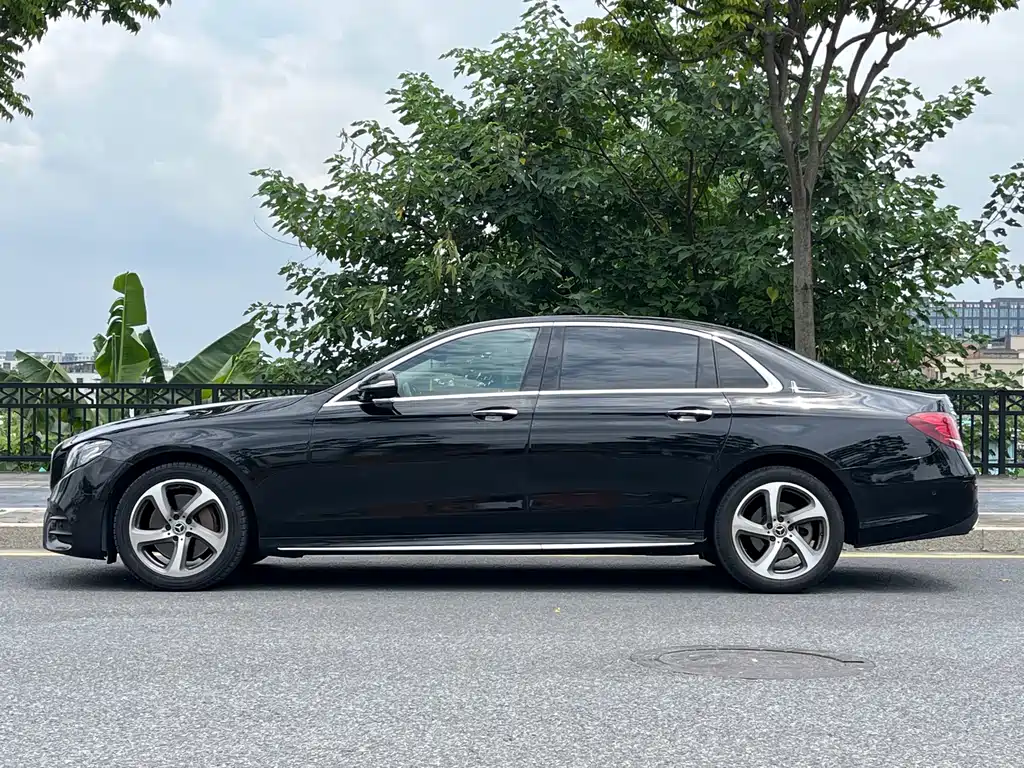 Mercedes-Benz E-Class E 2017 E 300 L Sport Luxury