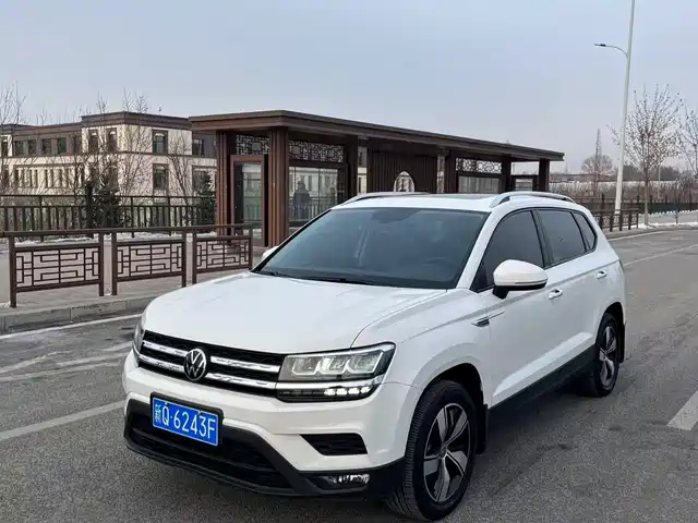 VOLKSWAGEN TUYUE