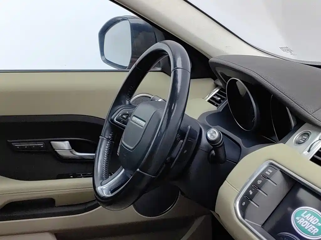 Land Rover Evoque (Import) — миниатюра 22