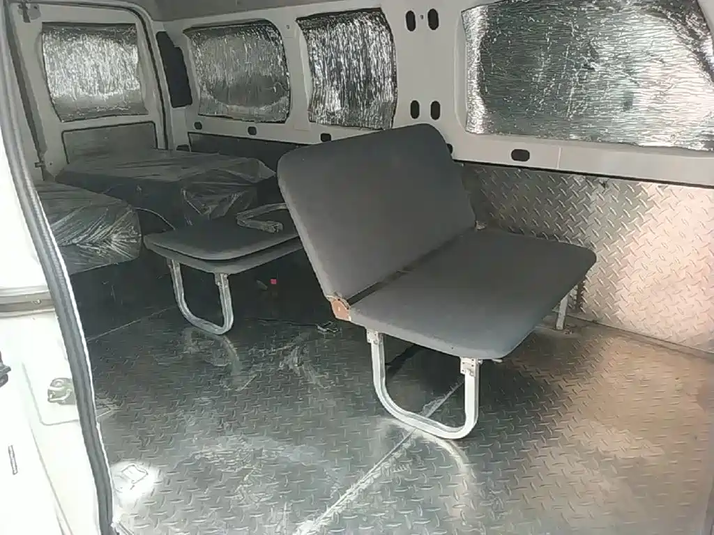 予风汽车 予风黄金仓 — миниатюра 17