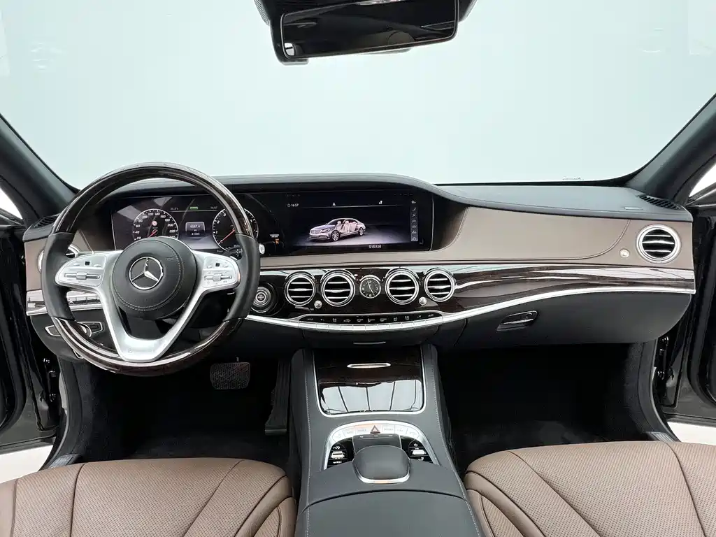 Mercedes-Benz S-Class — миниатюра 15