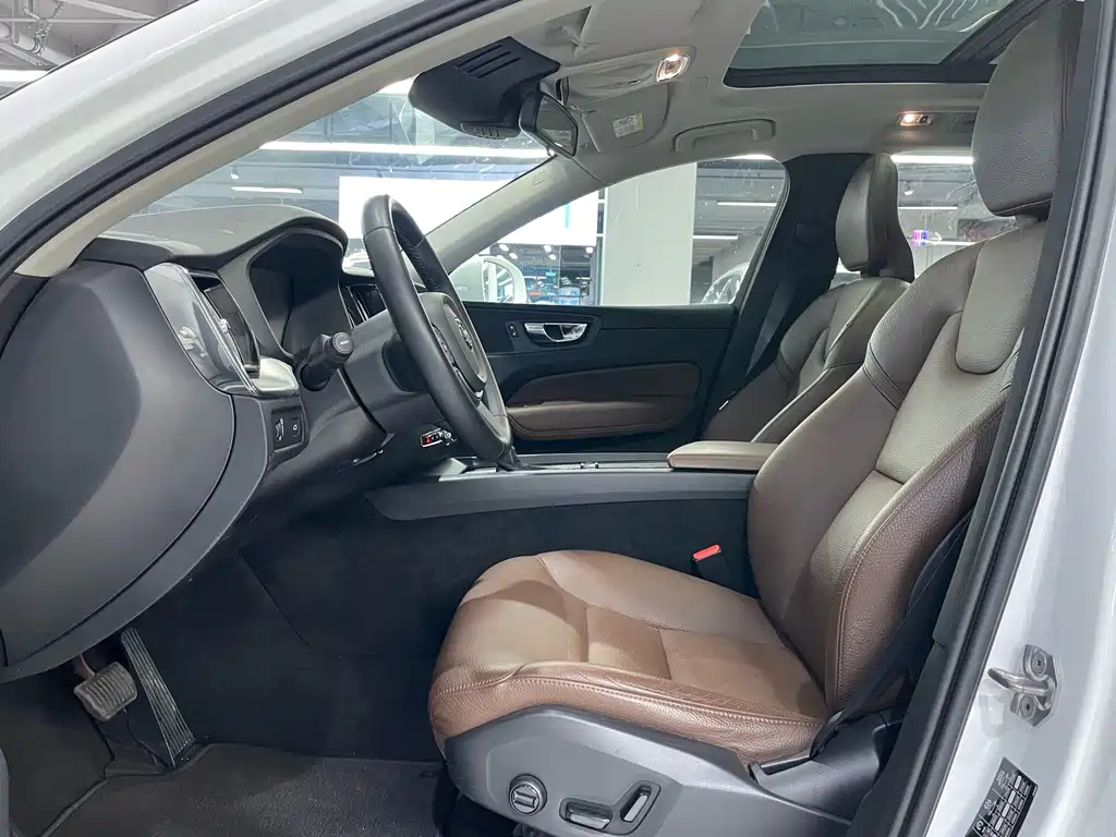 Volvo XC60 2018 T5