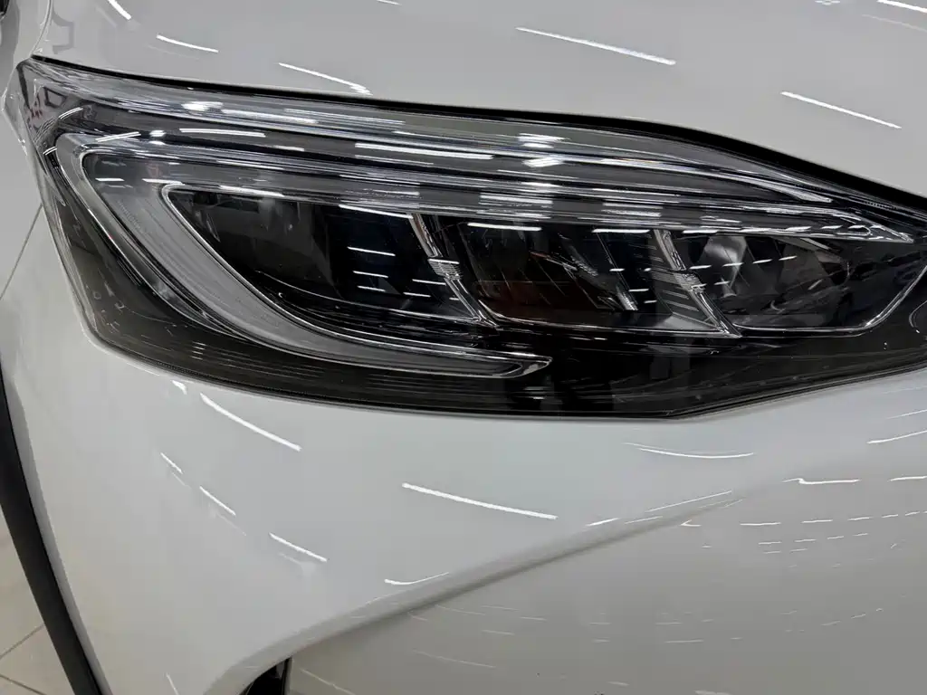 TOYOTA YARIS L ZHIXUAN