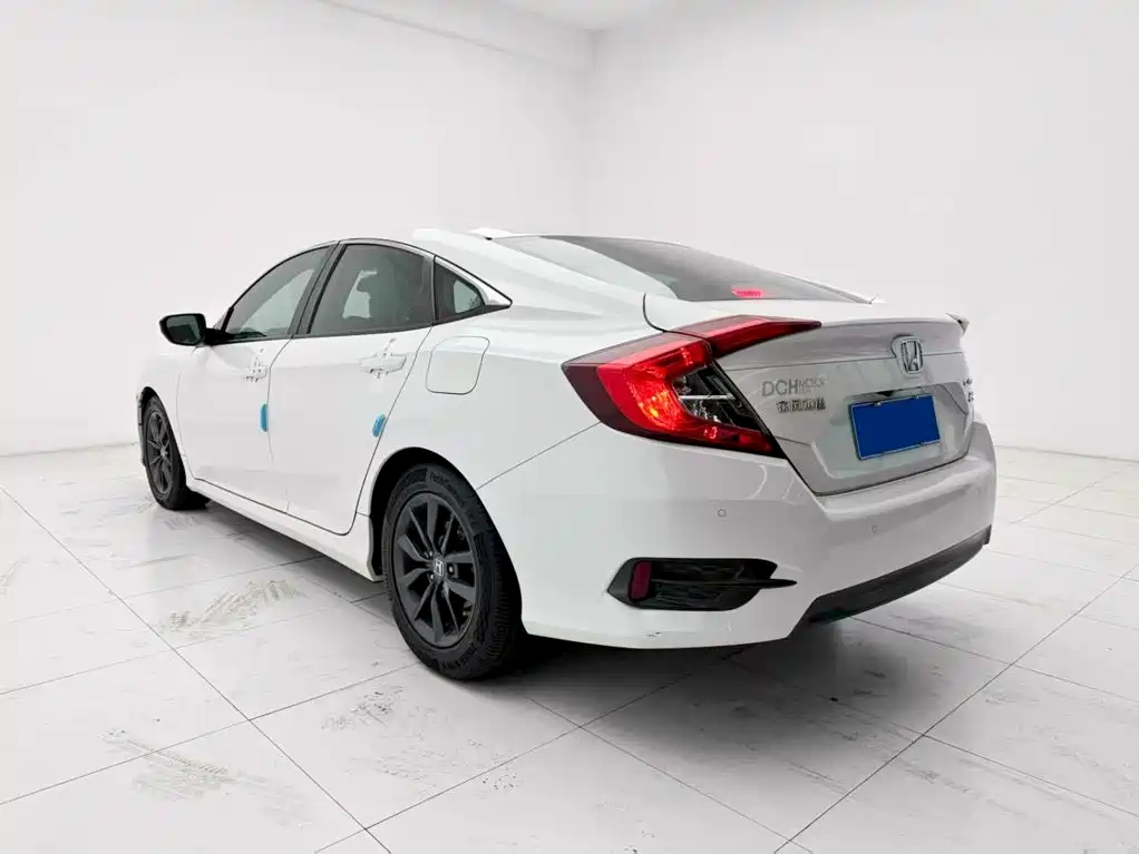 Honda Civic — миниатюра 7