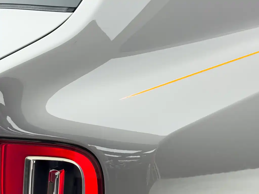 Rolls-Royce Cullinan 2021 мест