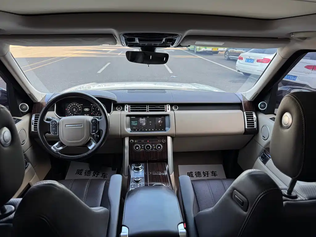 Land Rover Range Rover — миниатюра 17