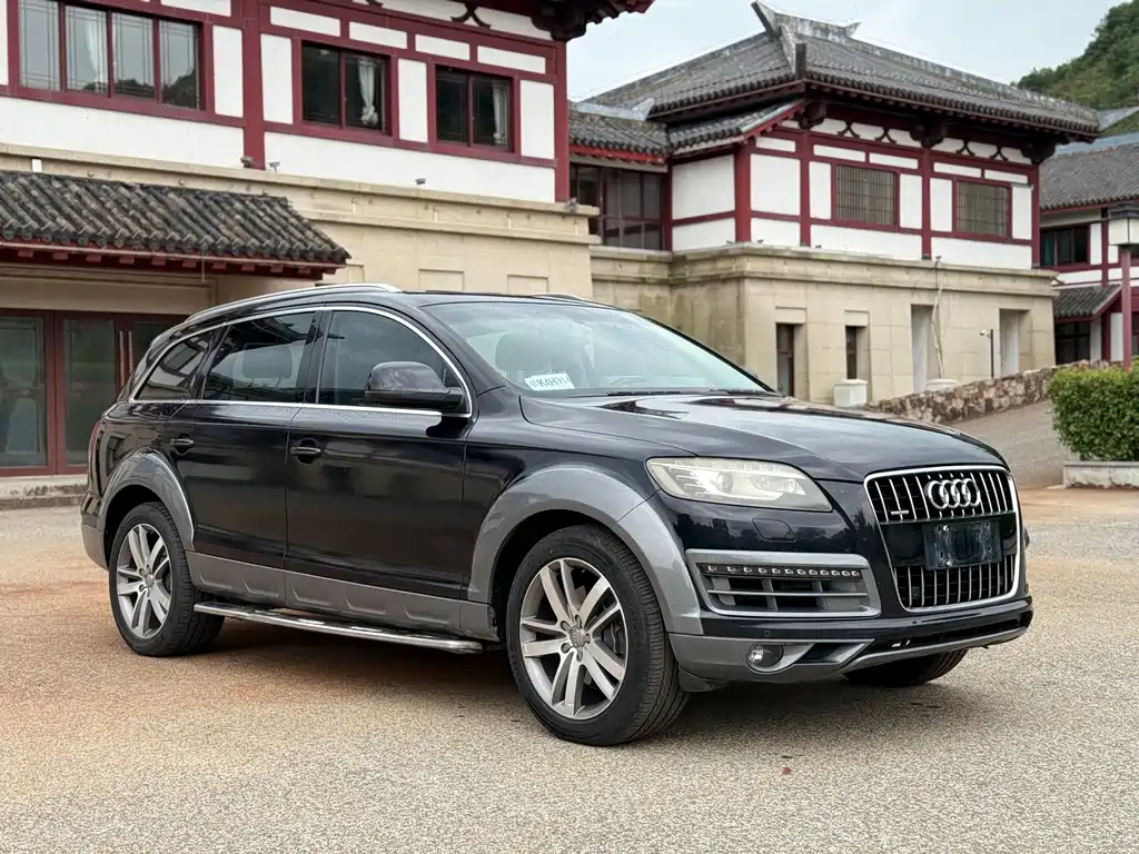 Audi Q7 — миниатюра 2
