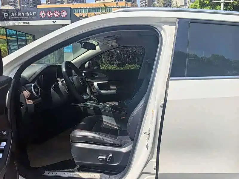 Wey Wey VV5 — миниатюра 5