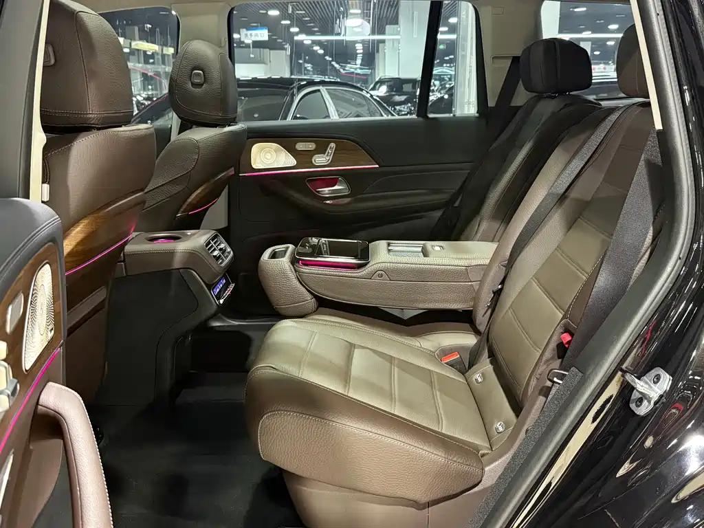 Mercedes-Benz GLS — миниатюра 6