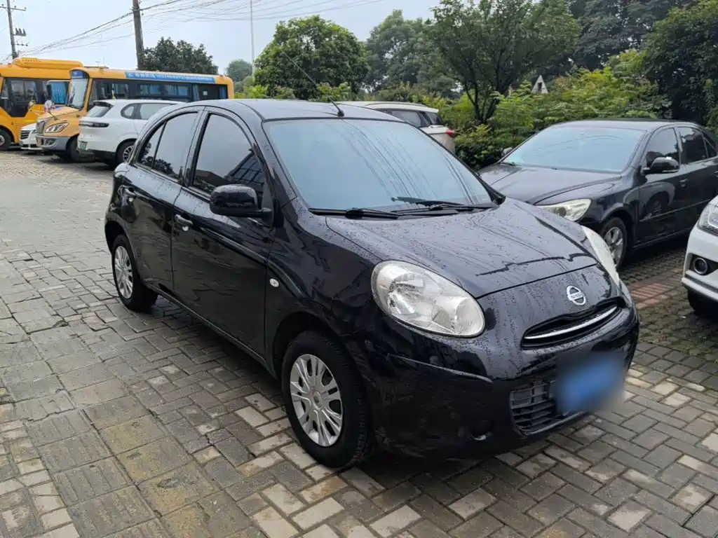 Nissan March — миниатюра 4