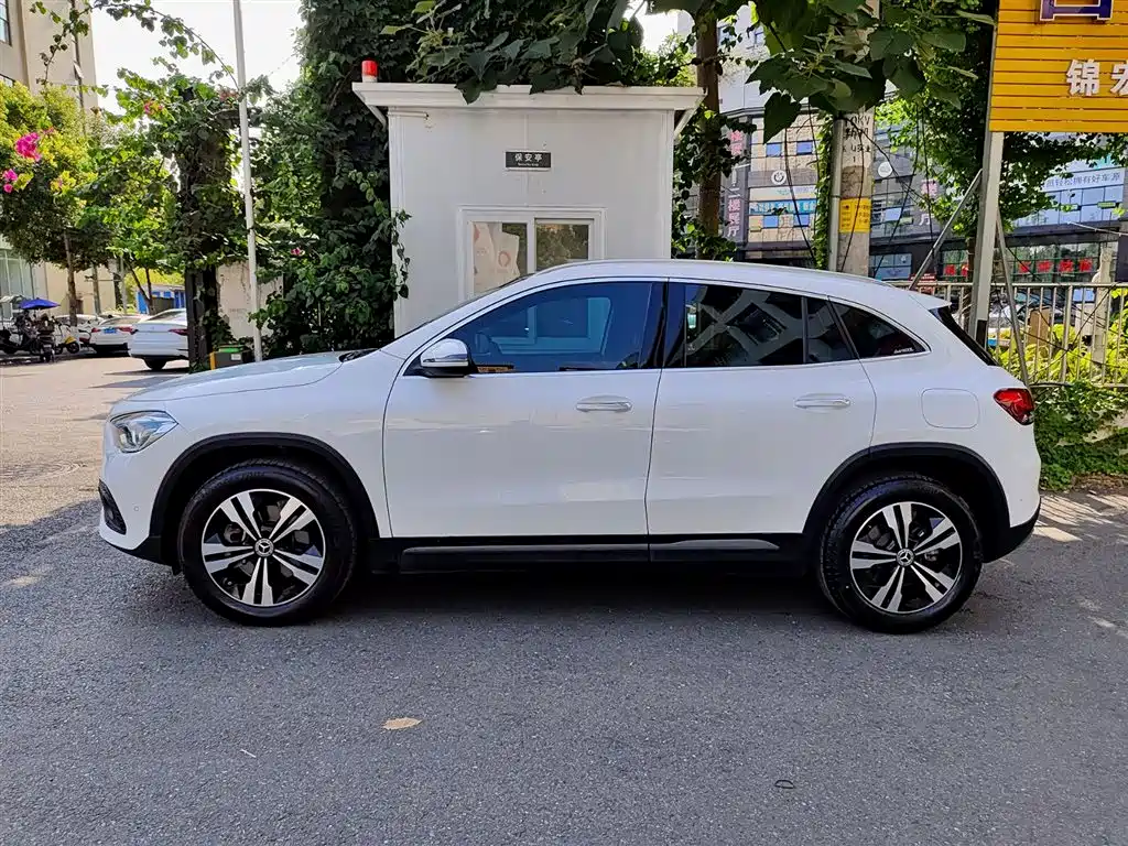 Mercedes-Benz GLA 2022 GLA 220