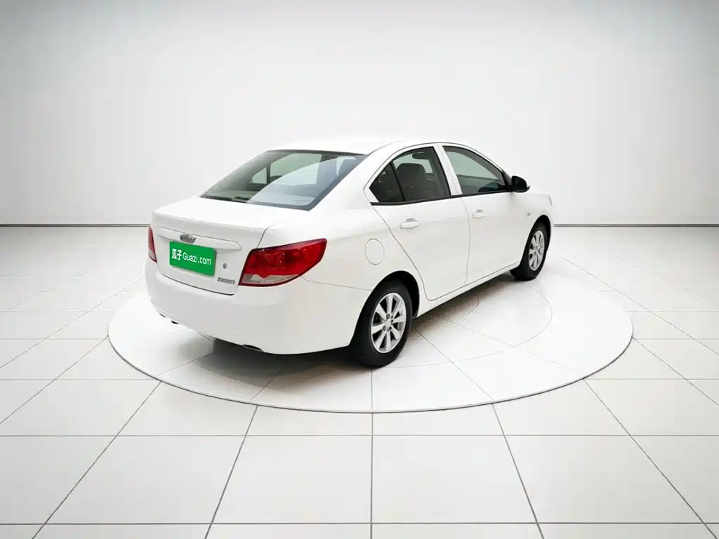 Chevrolet Sail — миниатюра 6