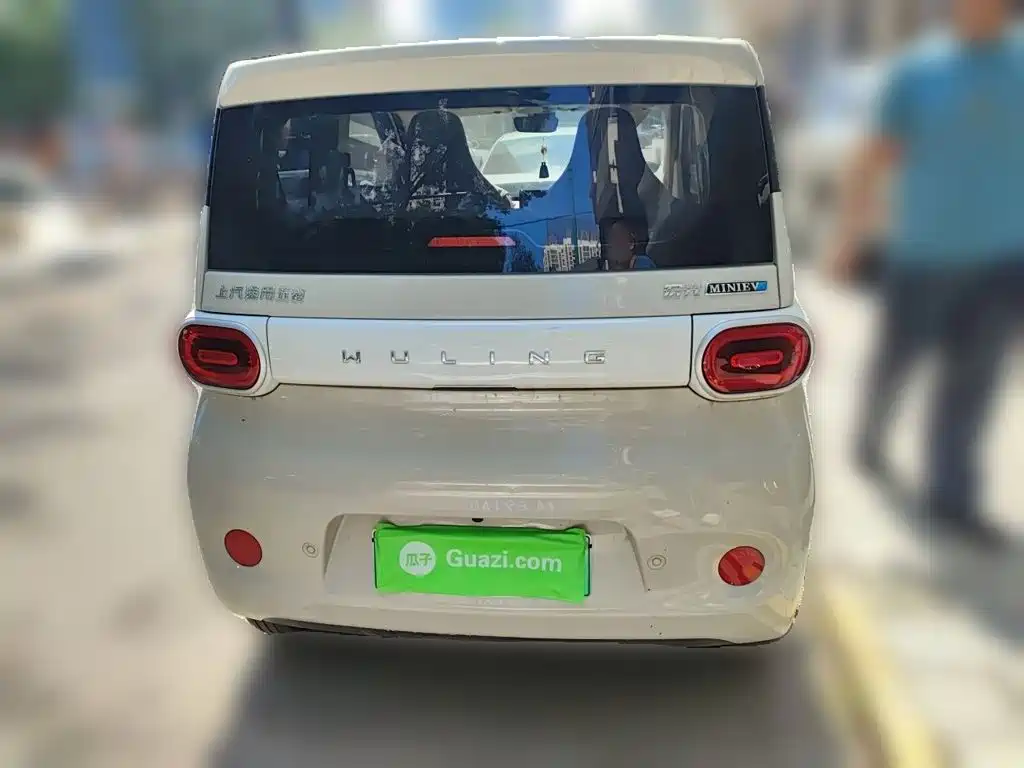 Wuling MINIEV — миниатюра 5