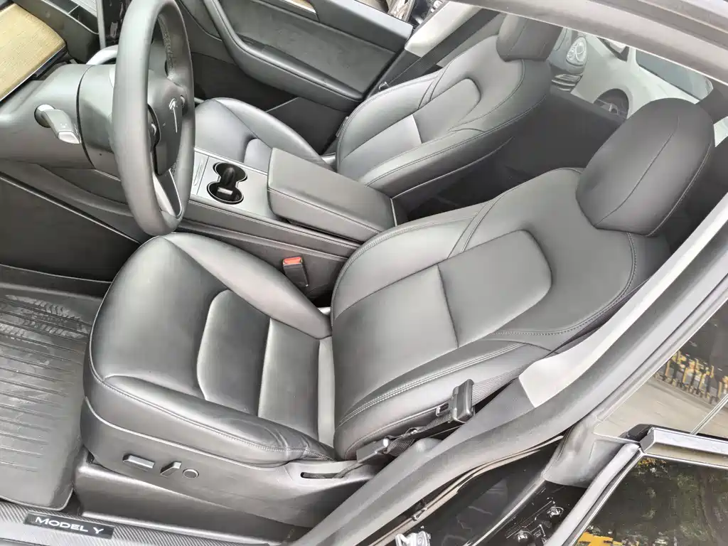 Tesla Model Y 2021 3D7