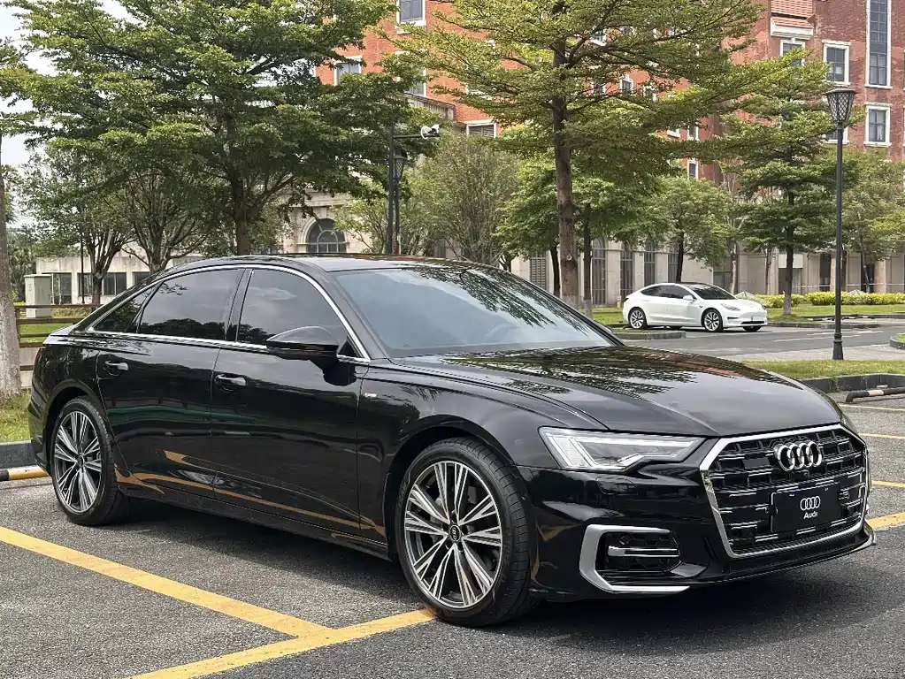 Audi A6L 2025 45 TFSI