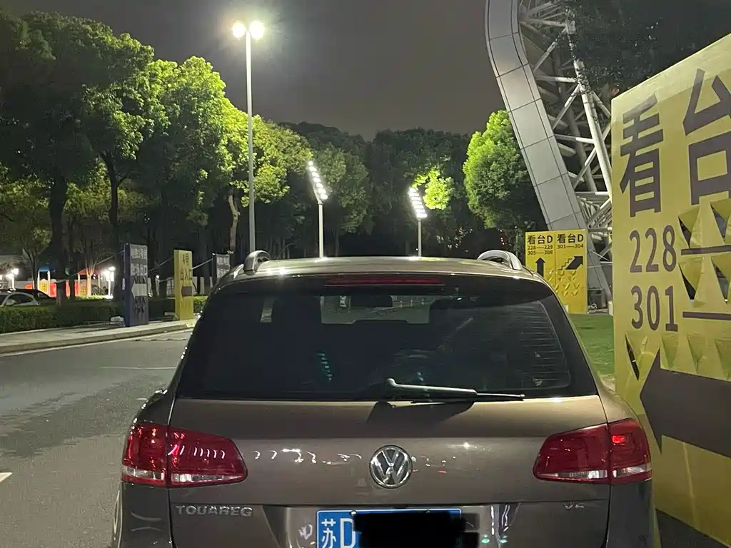 Volkswagen Touareg — миниатюра 3