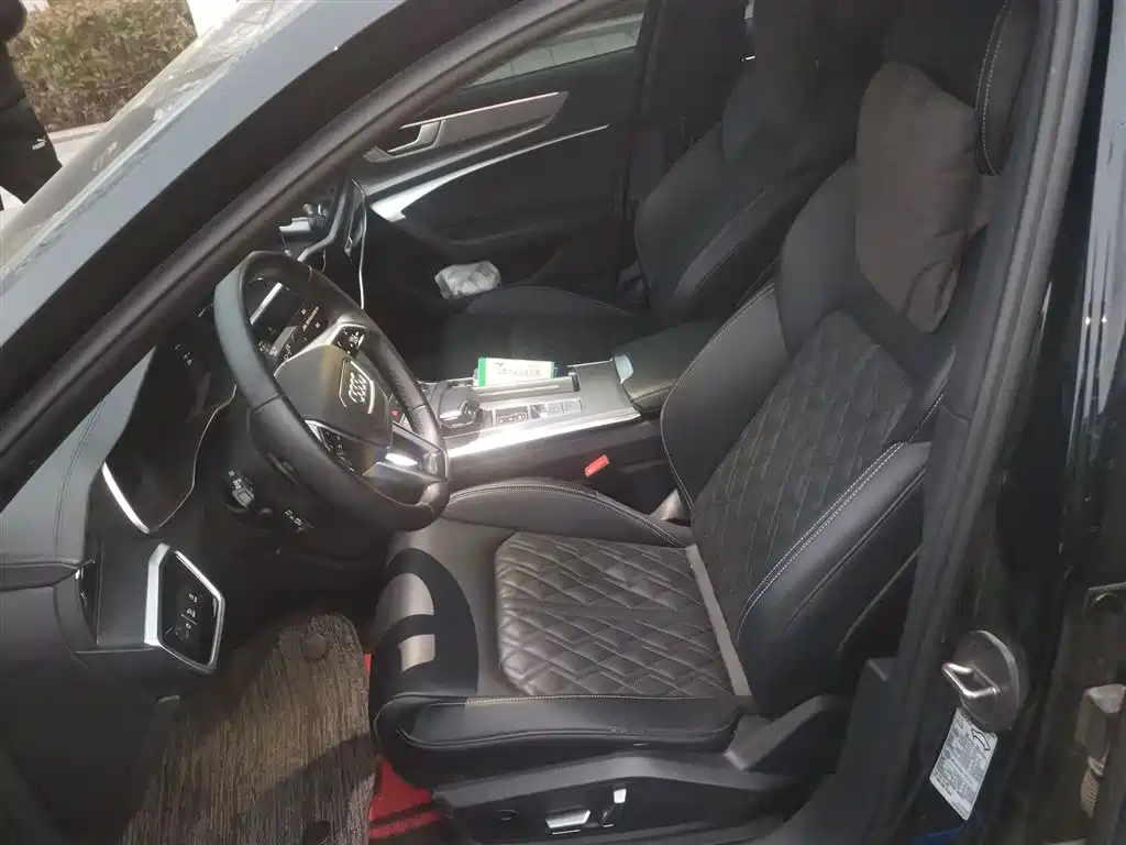 Audi A6L 2025 45 TFSI