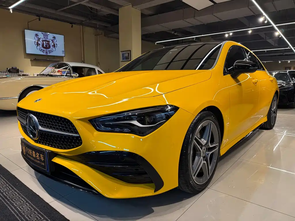 MERCEDES-BENZ CLA