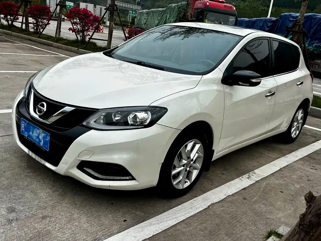 Nissan Tiida 2022
