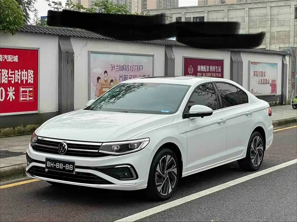Volkswagen Bora 2023